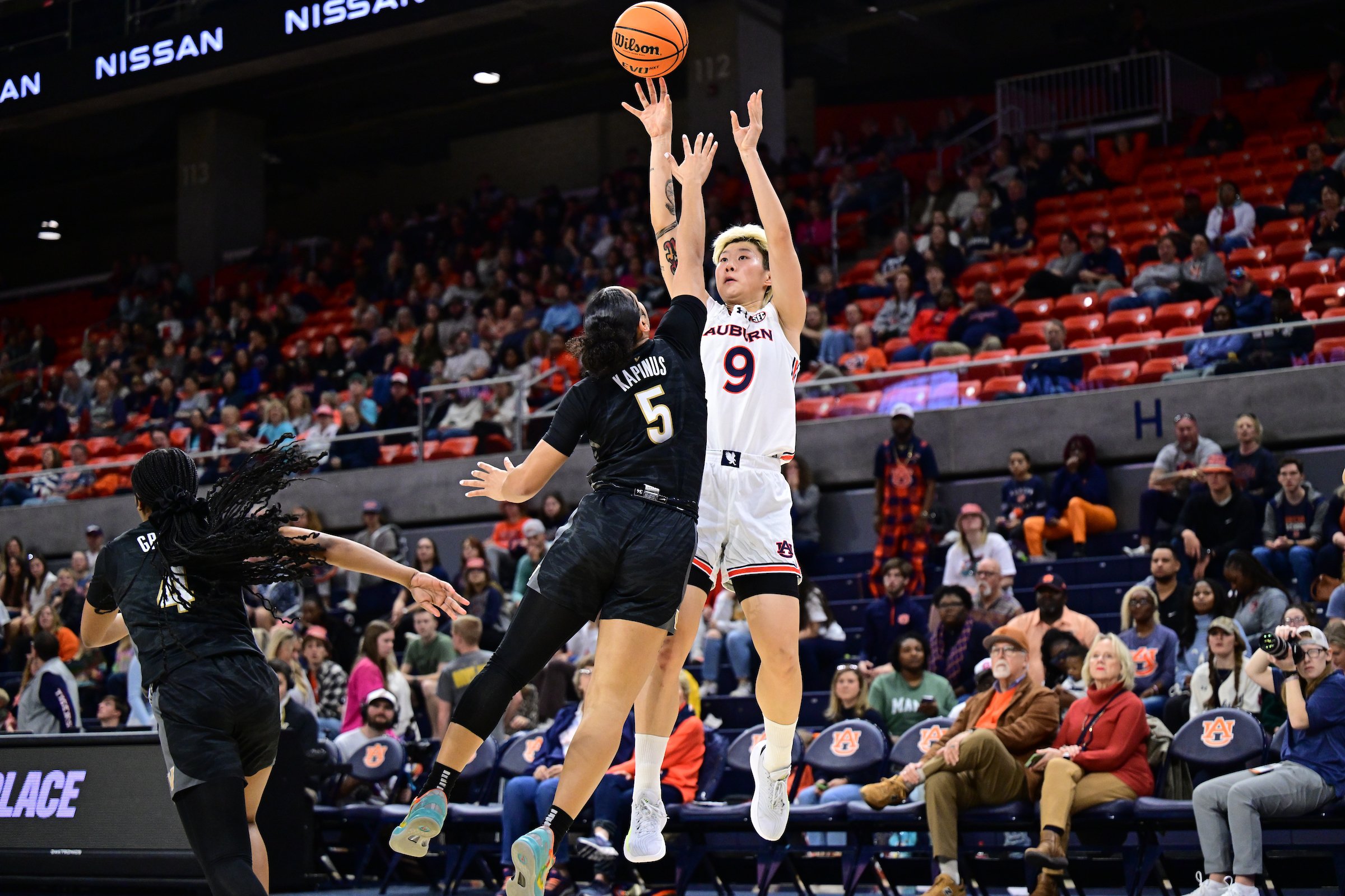 征戰NCAA!鄧雨婷:不太喜歡被稱(chēng)為“李夢(mèng)接班人” 未來(lái)想進(jìn)WNBA