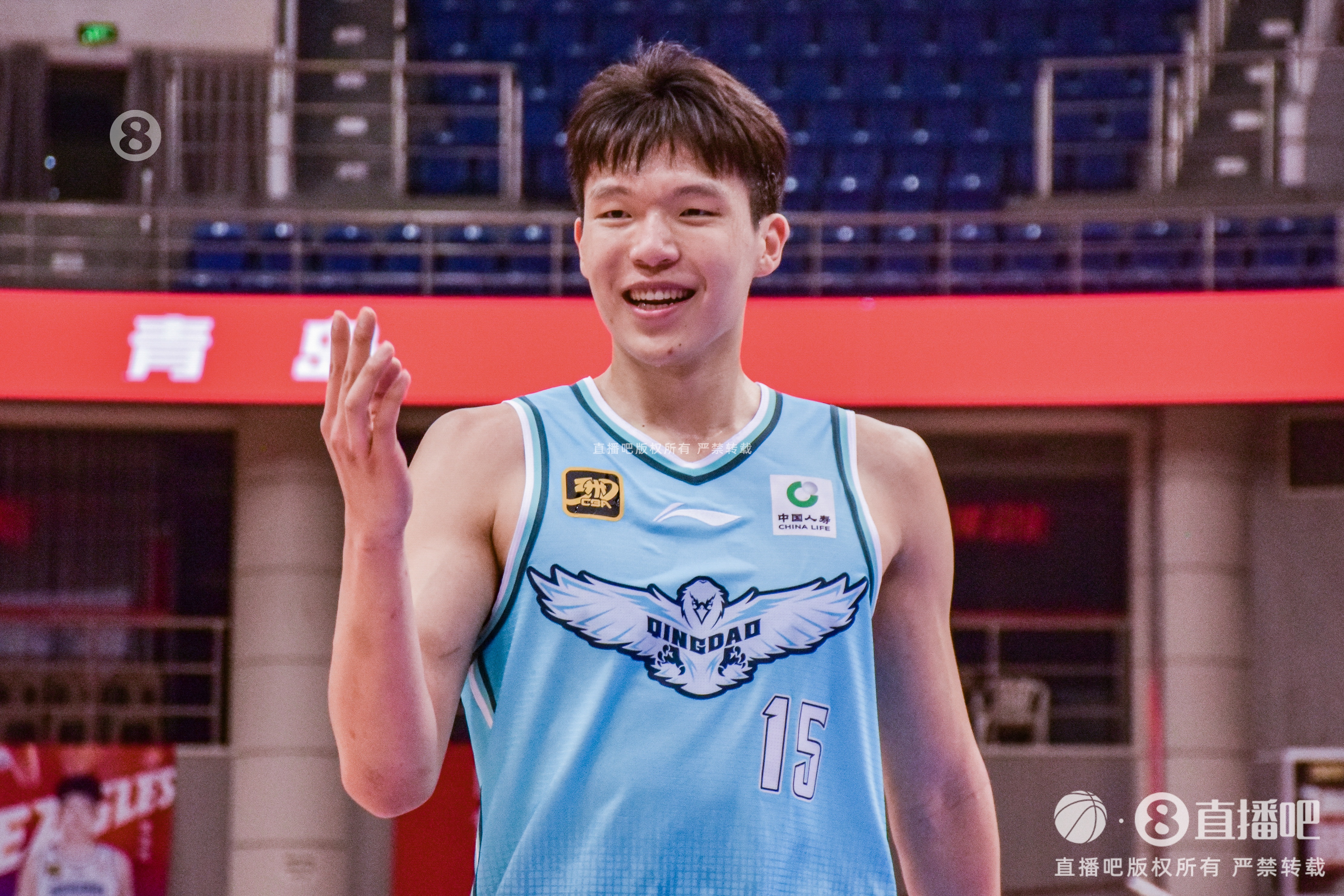 不滿(mǎn)18歲能打!記者:避免了耽誤楊瀚森這樣年輕有天賦球員的成長(cháng)
