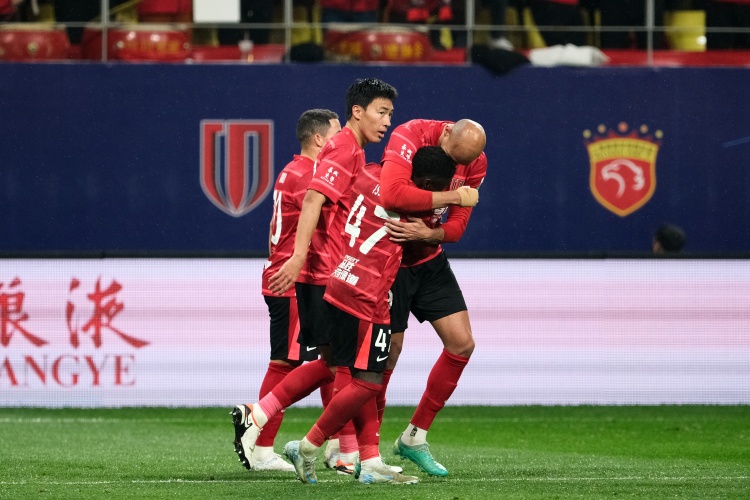  足球報：蓉城上賽季首敗也是第二輪 進(jìn)入狀態(tài)節奏稍慢且應變不足