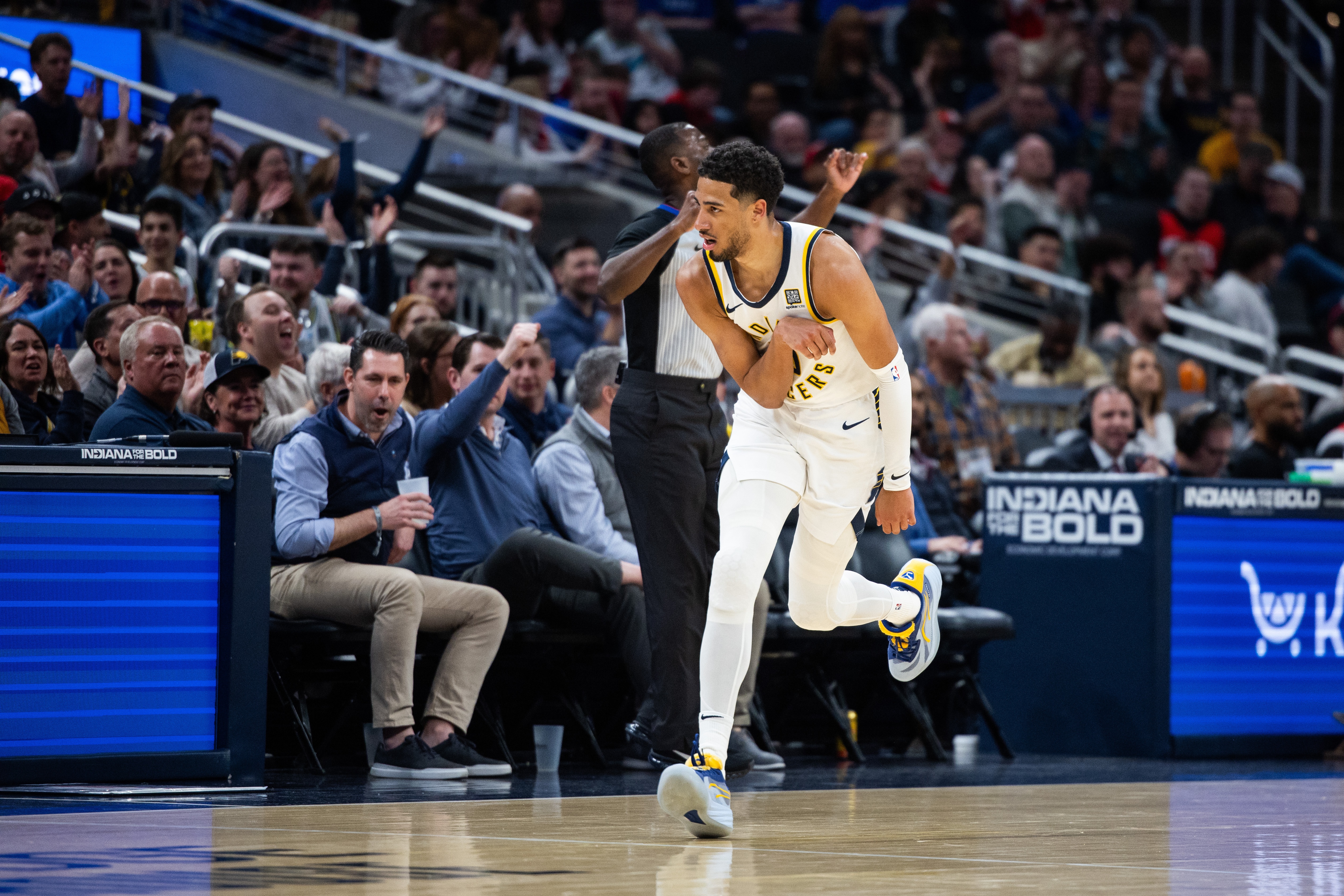 NBA彩經(jīng):火箭客勝湖人 快船擊穿魔術(shù) 雷霆輕取公牛