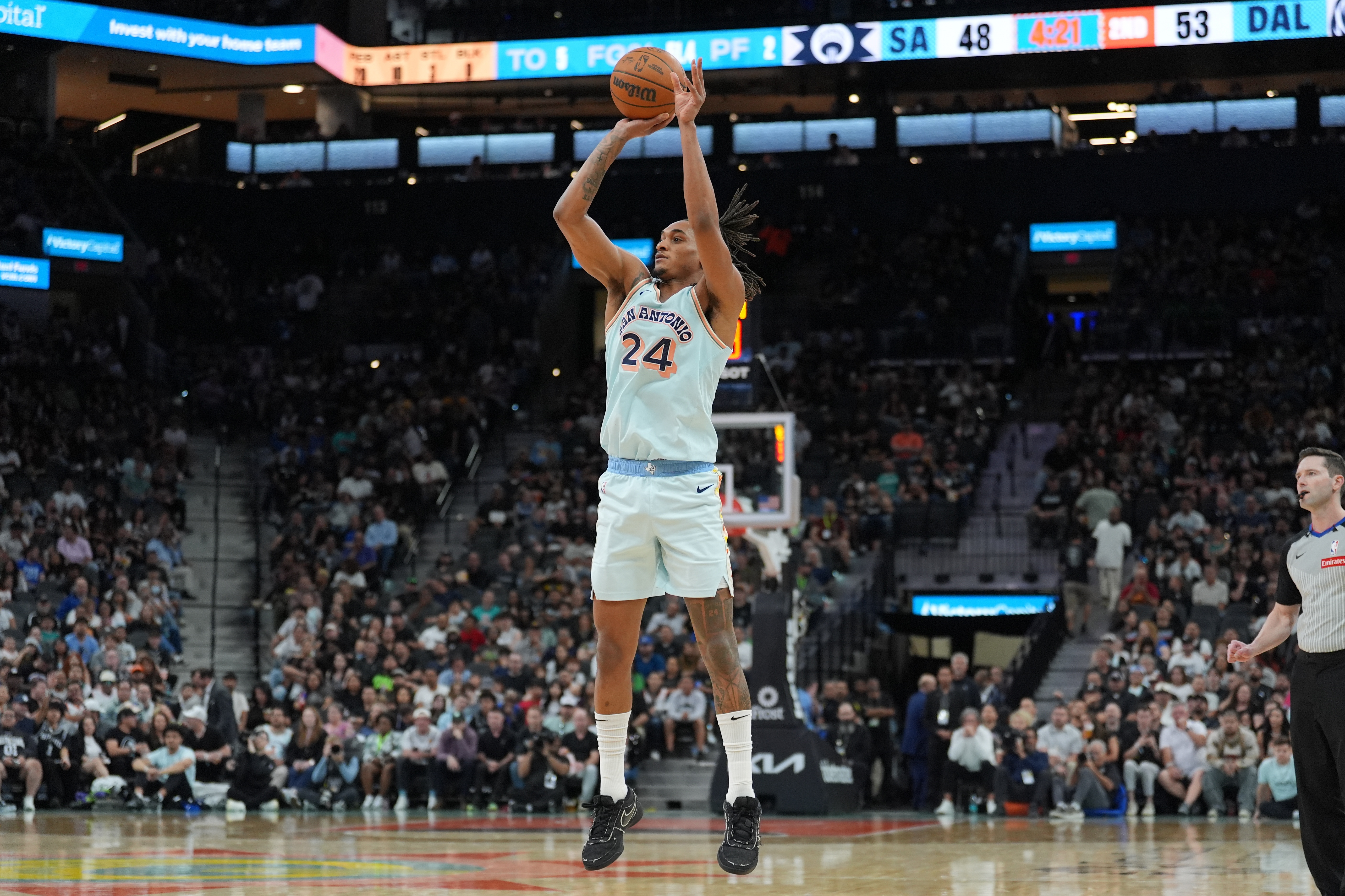 瓦塞爾:勝利當然是我們的目標 即使缺兵少將我們也能跟對手抗衡